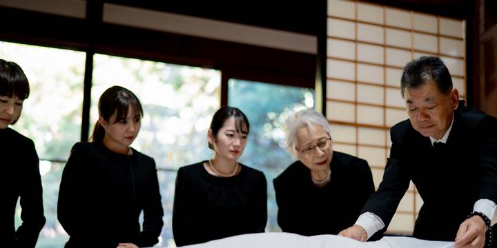 「 やすらぎ苑 」でのお葬式は、みのり祭典にお任せください。イメージ1